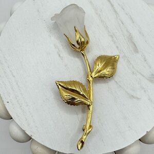 Vintage Gold Tone Single Rose Bud Flower Brooch Pin Opaque Lucite